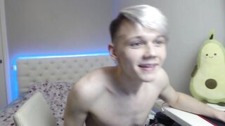 oliver_multishot - Video ball-licking gaygroupsex undressing threesome