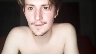 zipgunlarry - Video gay-latino stroking green-eye findom