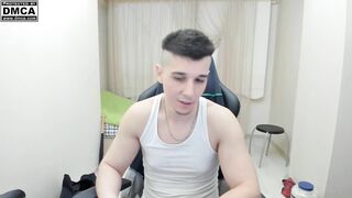 ulxer - Video gay-video-free pvtshow gay-inthebedroom cumshow