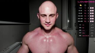 ukrainian_muscle - Video guy-glasses bribe bored -orgasm