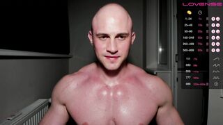 ukrainian_muscle - Video guy-glasses bribe bored -orgasm