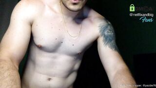 netflixandbig - Video sybian shirt livesex gay-daddies