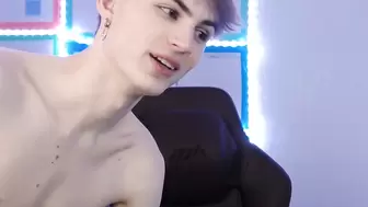 Videos Tagged with mattcashxxx