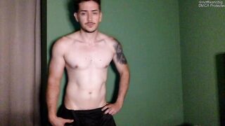 netflixandbig - Video gay-uniform cumwithme selfsuck interview