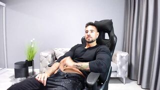 dannielmatthews - Video sissy moan masturbating blackcock