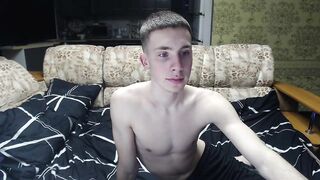 cute_brian - Video smooth blowbang backshots firsttime