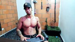 adam_valencia - Video gay-suck gay-red-hair guyonshemale hardcore-rough-sex