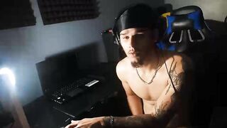 kylewhitedgs - Video ass cam2cam gay-casado hole