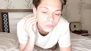 tyler_floyd - Video female-domination gay-voyeur farting peru