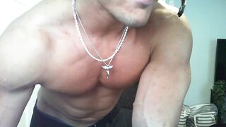 nategains - Video bi muscles cuck voyeur