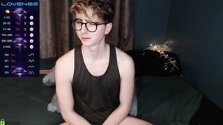 alfiegreenxxx - Video bigballs 4some flogging fellatio