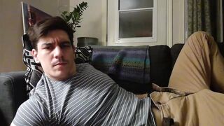 karl_mask - Video gay-flagra gros-seins finger dildo