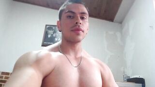 justinkart - Video gay-rabudo classic gay-uniform blowjob