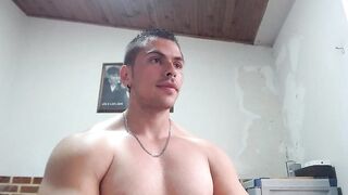 justinkart - Video gay-rabudo classic gay-uniform blowjob