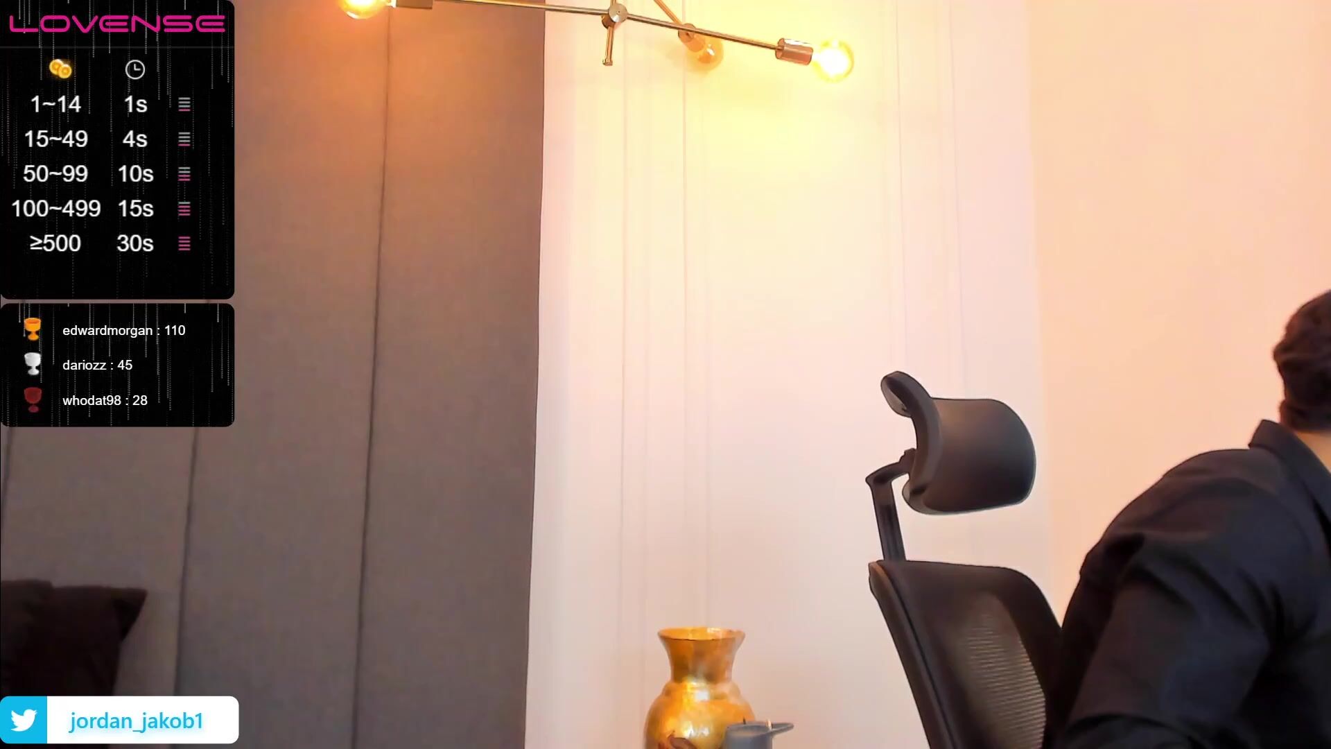 Larry_jones - Video gay-outinpublic male-hot blow-jobs-porn stud