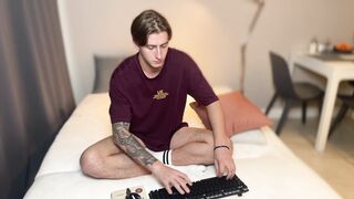 krishort - Video gay-feet-slave verification-video chocolate gaygroup