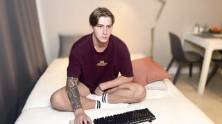 krishort - Video gay-feet-slave verification-video chocolate gaygroup