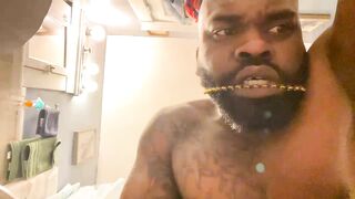 handfulofchocolate - Video butt goldenshower bodybuilder gay-foursome