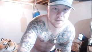 tattooedgingerbros - Video hairyeverywhere suck gay-feet gayhot