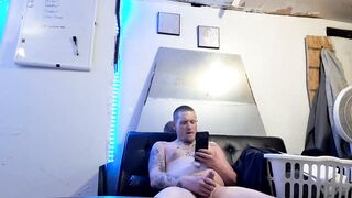 landsaw92 - Video porno-18 bunduda tattoo lezbi