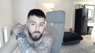 33bigb - Video gay-men-fucking newbie perfect -licking