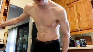 yoshe47 - Video beauty gay-gay joven mom