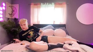 twinkzz101 - Video smiles orgasm whipping latin