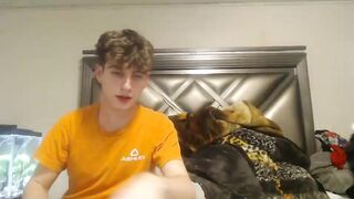 gayndepressed - Video threesome gaydaddy masturbandose gorda