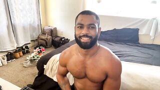 ryanxrecklesss - Video gay-interracial lesbian- -licking bigdick biceps