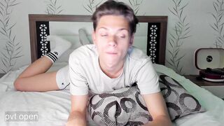 tyler_floyd - Video no-pelo kinky bj gay-boy-porn