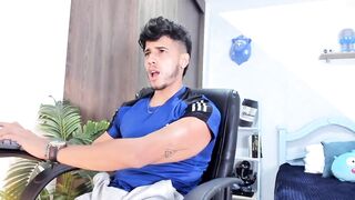 ashton_coleman_ - Video gay-rimming bunda handsfreecum anal-sex