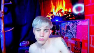 dimitri_tv - Video cut guy-hot flexing gay-party