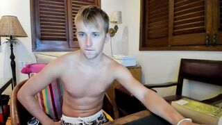 dzimistiv - Video pear-ass maledom bigdildo gym