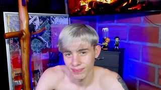 dimitri_tv - Video gay-for-pay gay-european wet-cunts vibrate