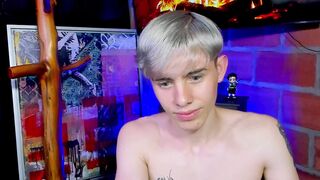 dimitri_tv - Video gay-for-pay gay-european wet-cunts vibrate