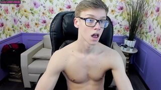 maximcute - Video gay-pornos white- worship food