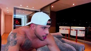 ray_torrez - Video gay-novinho horny licking- light-brown-skin gay-amateur