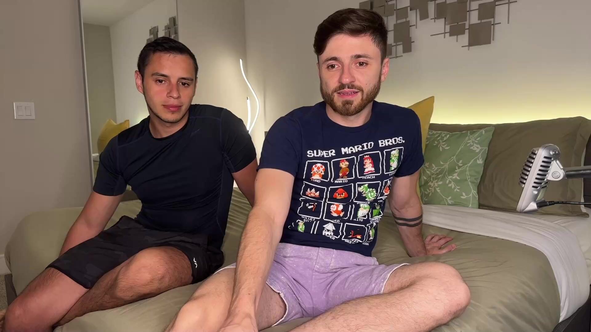 cu_r_tis - Video putaria massage gay-stone-sully nora