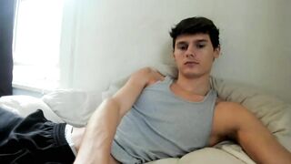 sensualalien - Video gay-broken-boys gay-straight-boys showershow shy