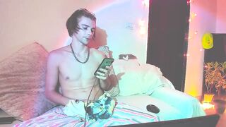 samgorgeous - Video tribbing gay-bukkake sola teenfuns