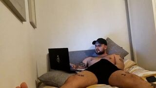 chav_fez - Video bigtoy gay-jerking male-spank romanian