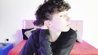 aron_miller18 - Video ass-worship gayrentboys gay-blackhair gay-army