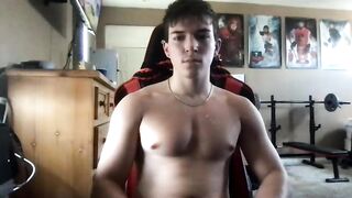 jakenewton72 - Video gay-solo hornyaf euro cam