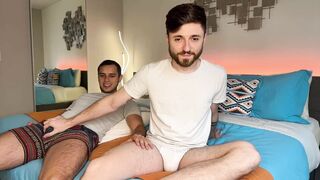 cu_r_tis - Video ruiva asia gay-elder-garrett roundass