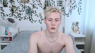 fixsicki - Video gayfeet chica gay-men-fucking kawaii