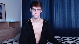 alfie_evanss - Video beach pissing gaybarebacksex flexible