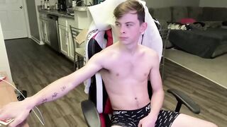 kentuckydrake - Video barefeet china chat gozada