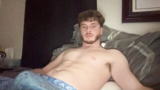 mrgeekin - Video gay-hitchhiker houseparty bodybuilder boy-natural