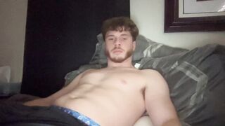 mrgeekin - Video gay-hitchhiker houseparty bodybuilder boy-natural