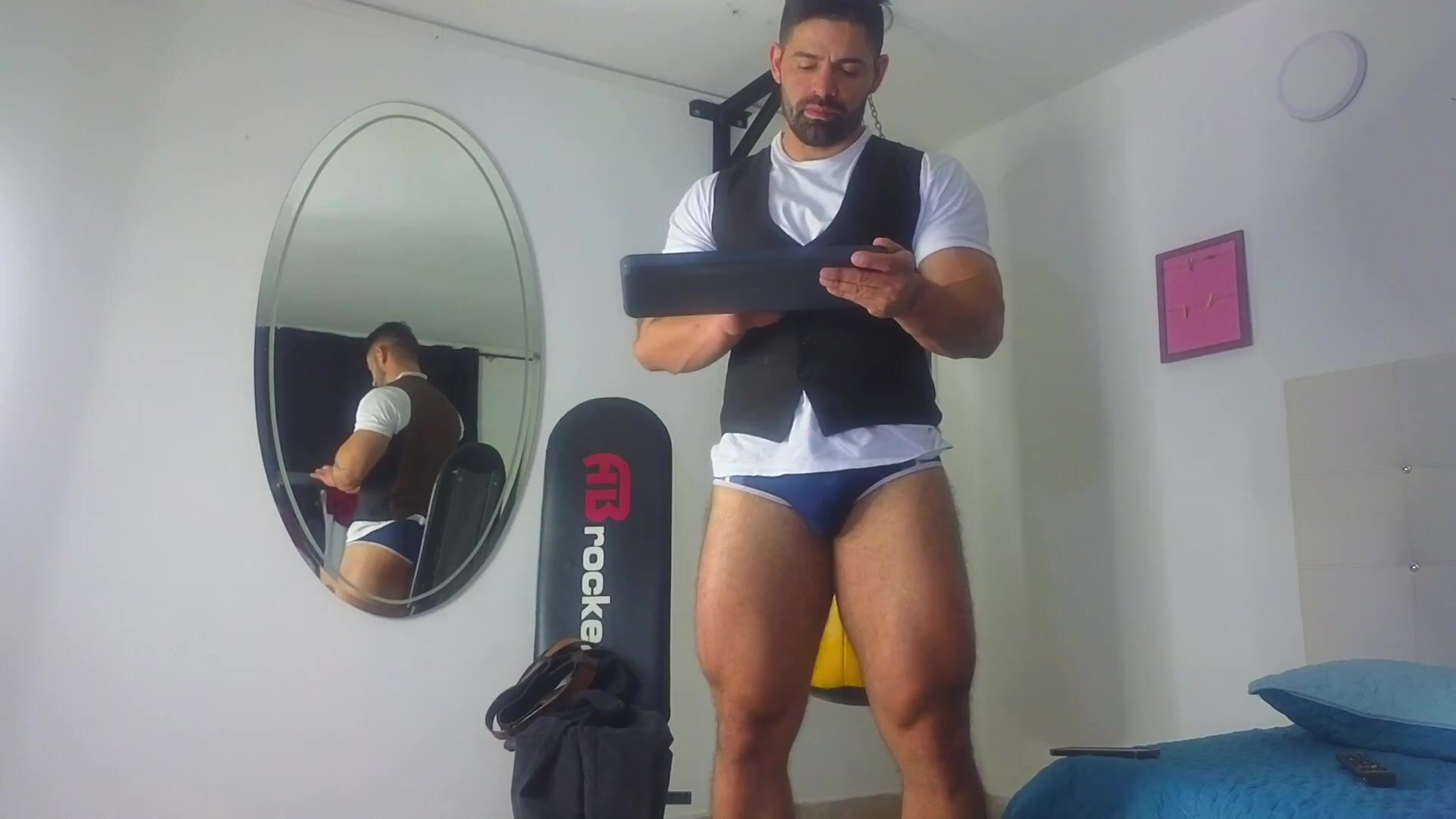 Andrewfame - Video toy gay-ass-licking novia french